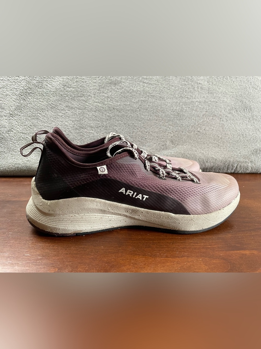 Ariat Shift Runner Women's 9.5 B Purple Black Mesh Sneakers Slip Resistant Used